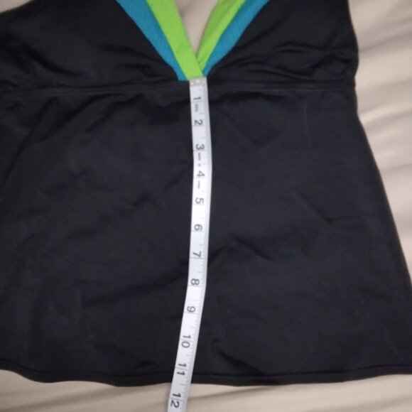Nike halter tankini bathing suit top - Picture 5 of 7